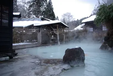 Nyuto Onsen Tsurunoyu