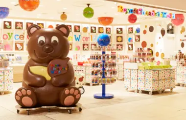 Royce' Chocolate World