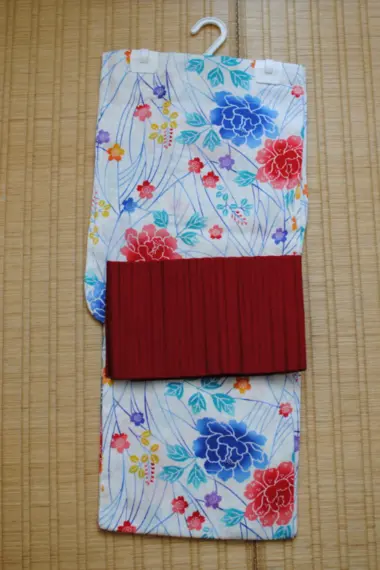 Yukata et obi set pour 8000 yens chez Sakaeya