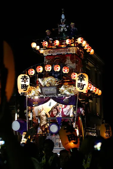 Chaque quartier de Kawagoe confectionne son propre char pour défier les autres dans au cours du Kawagoe Matsuri.