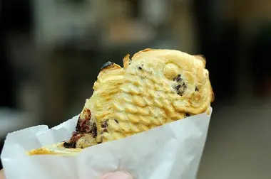 Le taiyaki est souvent vendu en sachet lors des matsuri