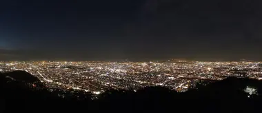 Vue panoramique depuis le sommet du Mont Moiwa (Sapporo).