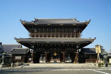 Porte du Higashi Hongan-Ji