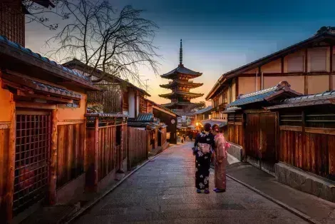 Visita lo storico quartiere di Gion, nel cuore di Kyoto