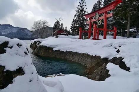 Le lac Tazawa est le plus profond du Japon. Niché au cœur de la nature, près d'Akita