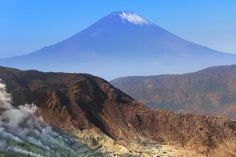 Volcanic valley : a must-see in Hakone