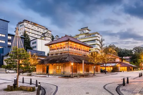 Disfruta de un relajante viaje en Kaga Onsen, entre Kanazawa y Kioto