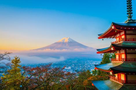 Le Mont Fuji depuis la pagode dans la région de Kawaguchiko