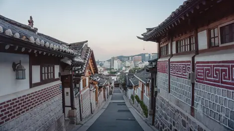 Fai un passo indietro nel tempo visitando le vecchie strade di Seoul