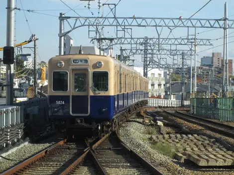 Tren de la línea Hanshin