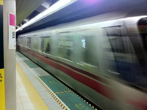 Train on the Ōedo Line Train on the Ōedo Line