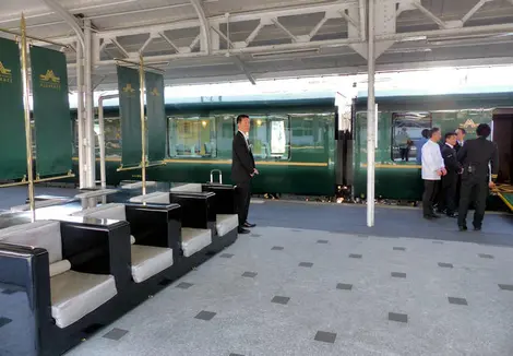 Temporary luxury waiting area for the Twilight Express Mizukaze at Shimonoseki Station