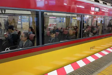 Keihan Line Train at Kyobashi Station, Osaka Keihan Line Train at Kyobashi Station, Osaka
