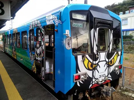 Susano o no mikoto, the hero god who defeats the Yamata no Orochi, Gotsu Station, Shimane Prefecture Susano o no mikoto, the hero god who defeats the Yamata no Orochi, Gotsu Station, Shimane Prefecture