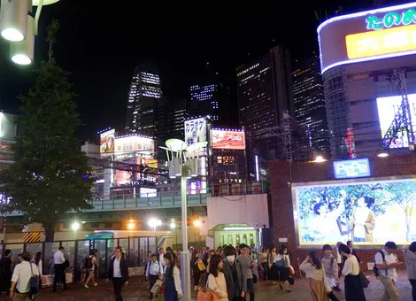 Nightly Shinjuku cityscape seen from outside the main entrance of Seibu Shinjuku Station, Tokyo Nightly Shinjuku cityscape seen from outside the main entrance of Seibu Shinjuku Station, Tokyo