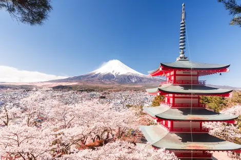 La pagode Chureito, l'un des meilleurs endroits pour prendre des photos sur le Mont Fuji La pagode Chureito, l'un des meilleurs endroits pour prendre des photos sur le Mont Fuji