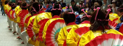 Eventail utilisé pour la danse traditionnelle Eventail utilisé pour la danse traditionnelle