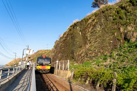 Senjôjiki station (JR Gono Line), Fukaura