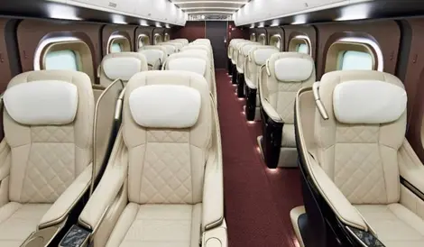 Hokuriku Shinkansen Gran Class Car