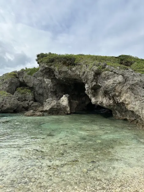 mermaids grotto okinawa ocean