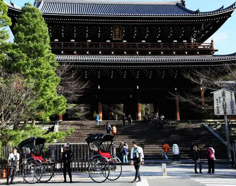 Entrada al templo Chion-in.