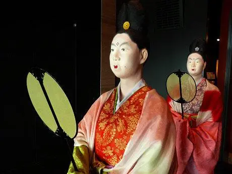 Los maniquís del Museo de Historia de Osaka.