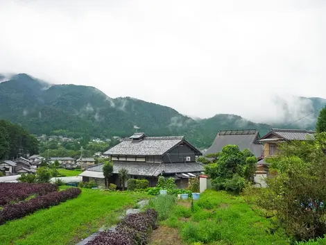 Ai piedi del monte Hiei, questa città agraria rivela il fascino di turisti giapponesi spesso ignorato: quello della campagna.