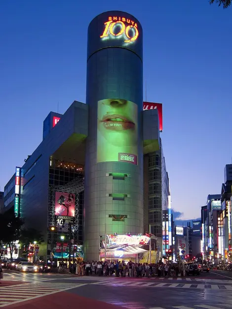 Shibuya 109, il posto giusto per trovare i vestiti alla moda di Tokyo.