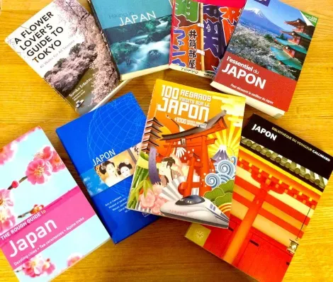 Il existe plusieurs guides touristiques sur le Japon.