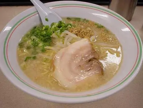 Les hakata ramen, le bouillon de nouilles qui fait la renommée de Fukuoka