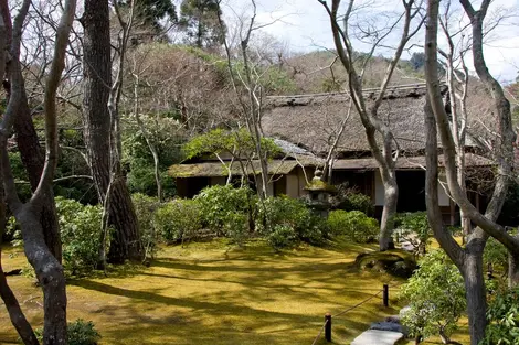 Okochi Sanso Villa in Kyoto was home to the famous silent film actor Okochi Denjiro (1898-1962).