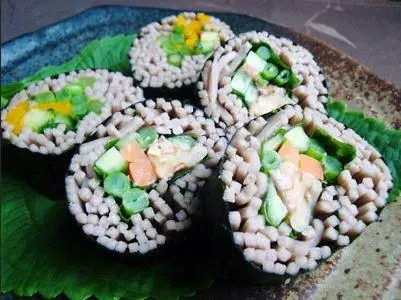 Des maki aux soba du Prunus 