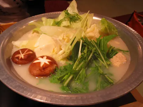Un Mizutaki nabe Un Mizutaki nabe