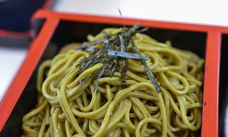 Les Uji soba au thé.