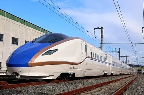 La rame du Shinkansen Hokuriku La rame du Shinkansen Hokuriku