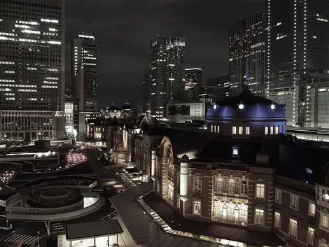 Tokyo Station by night