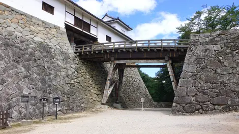 Le pont du Tenbi Yagura Le pont du Tenbi Yagura