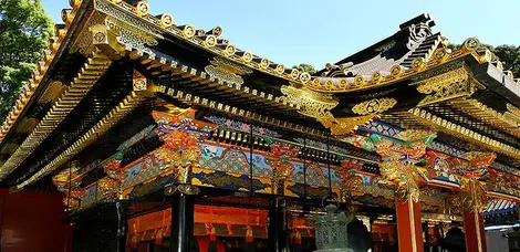 Le temple est très ouvragé et coloré Le temple est très ouvragé et coloré