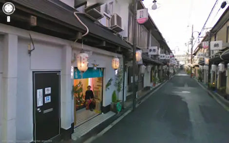 El barrio rojo Tobita Shinchi en Osaka. El barrio rojo Tobita Shinchi en Osaka.