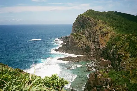 Une des falaises de la côte de Kume-jima