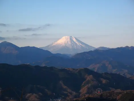La vue sur le Mont Fuji depuis le Mont Takao La vue sur le Mont Fuji depuis le Mont Takao
