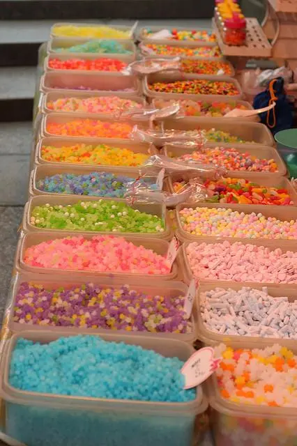 Les konpeito sont une institution au Japon. Les konpeito sont une institution au Japon.