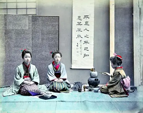 Kyotographie 2016 - Shinichi Suzuki II, Tea Ceremony, Musée Guimet Kyotographie 2016 - Shinichi Suzuki II, Tea Ceremony, Musée Guimet