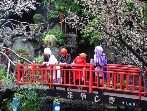 Cosplay au parc Hanayashiki Cosplay au parc Hanayashiki