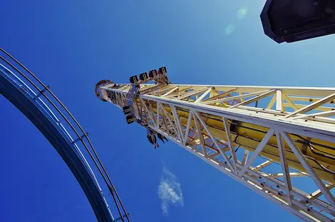 La tour de chute La tour de chute