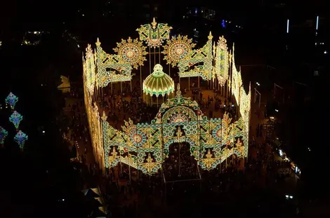 Vue surplombant la fête des lumières de Kobe 