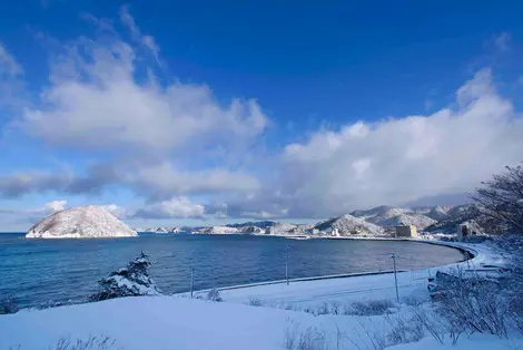 La baie d'Asamushi onsen en hiver La baie d'Asamushi onsen en hiver