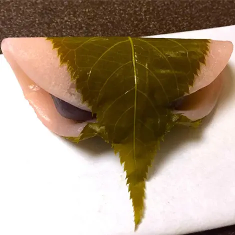 Sakura mochi et produits aux fleurs de cerisiers Sakura mochi et produits aux fleurs de cerisiers
