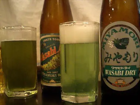 La bière au wasabi est de couleur verte ! La bière au wasabi est de couleur verte !