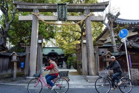 Balade en vélo le long des temples et sanctuaires d'Osaka